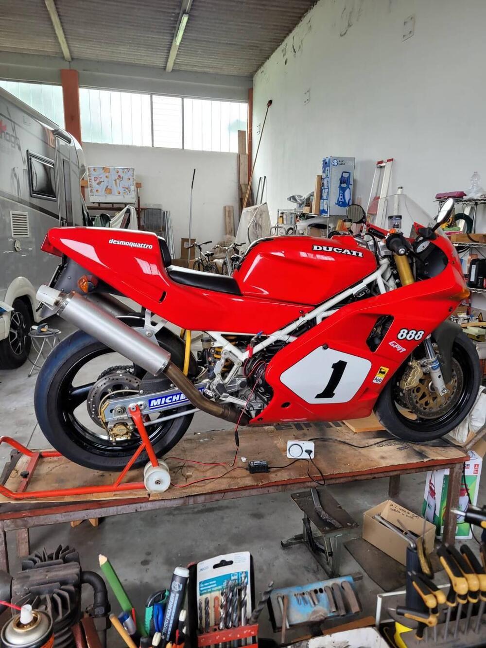 Ducati 888 S (2)