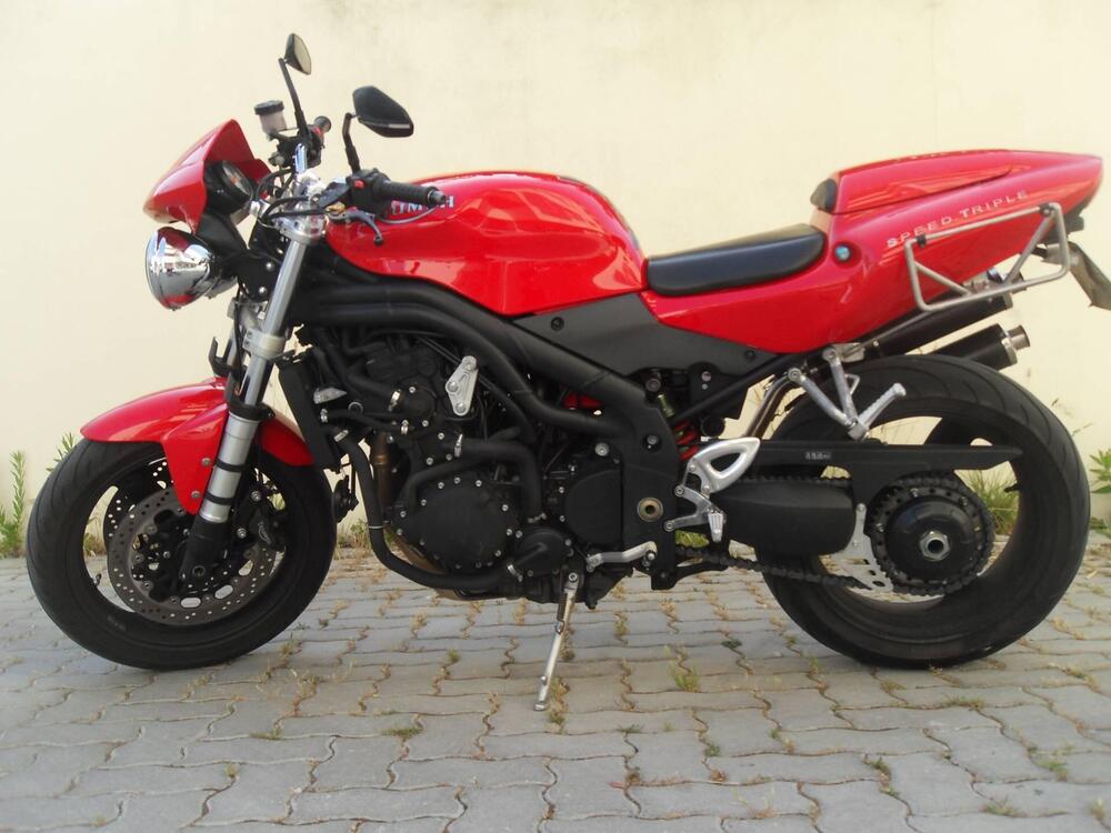 Triumph Speed Triple 955 (2002 - 04) (3)