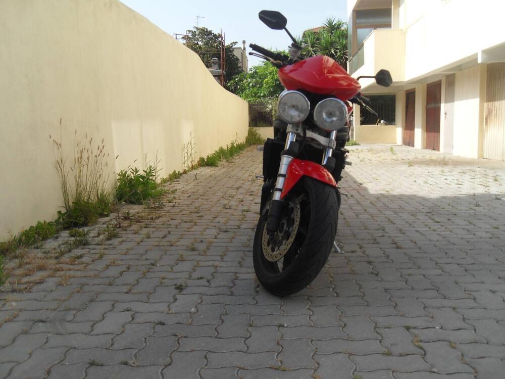 Triumph Speed Triple 955 (2002 - 04) (4)