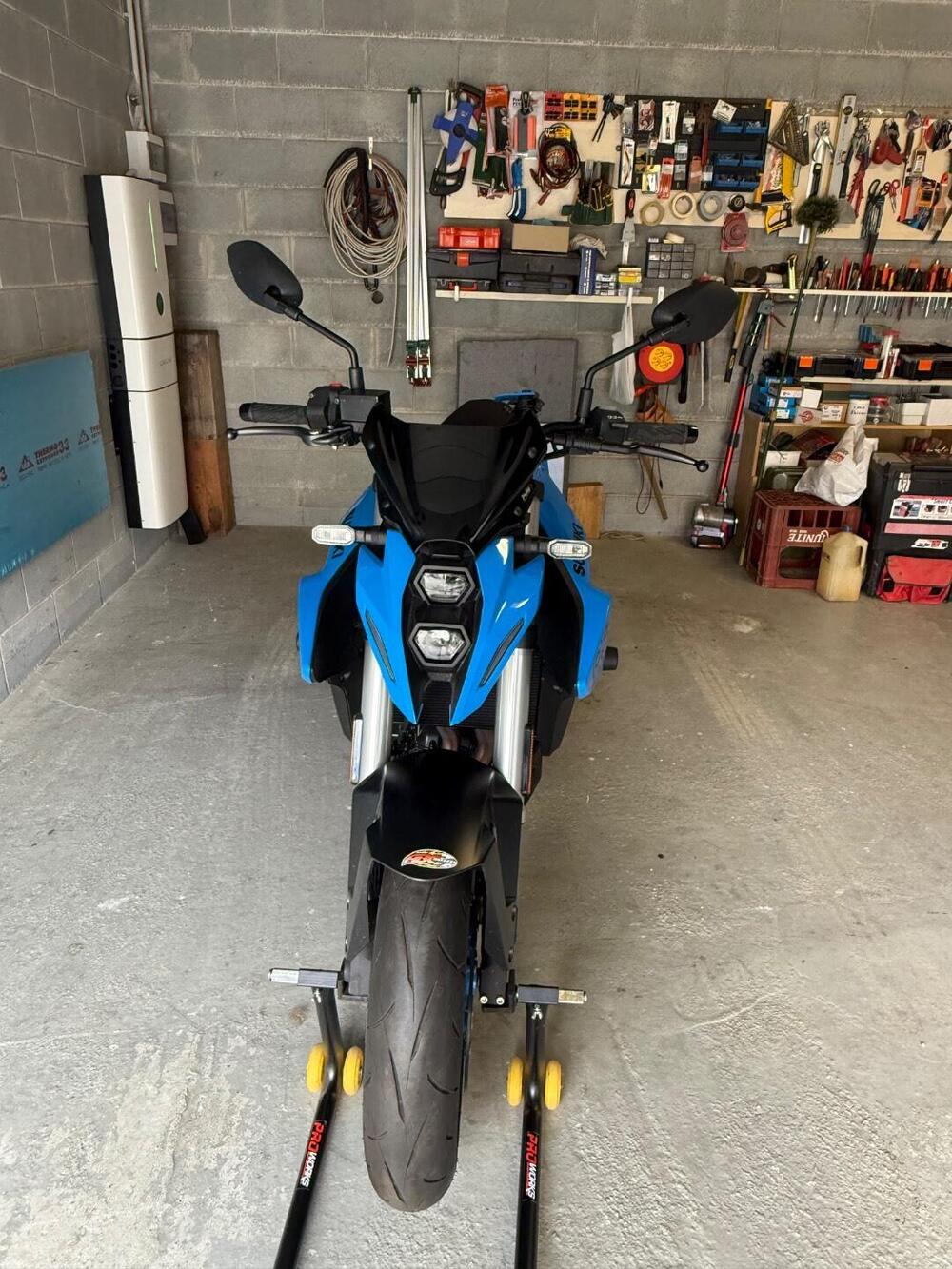 Suzuki GSX-8S (2023 - 24) (2)