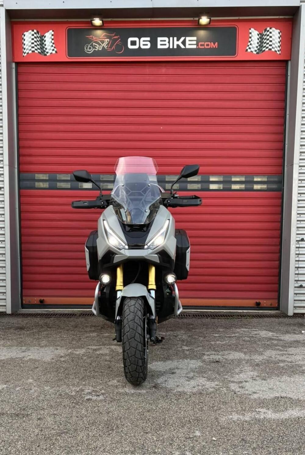 Honda X-ADV 750 Travel (2025 - 26) (3)