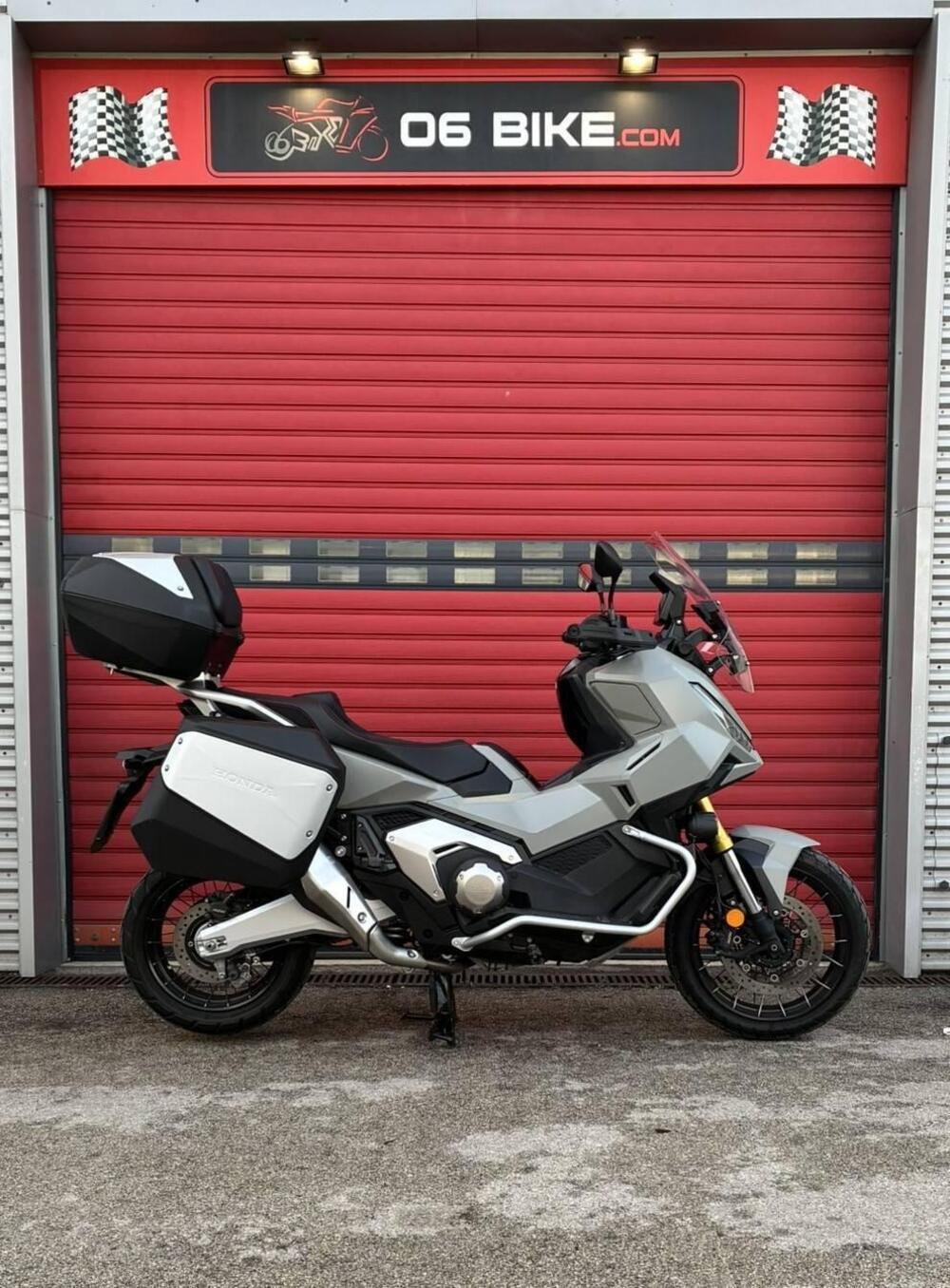 Honda X-ADV 750 Travel (2025 - 26) (5)