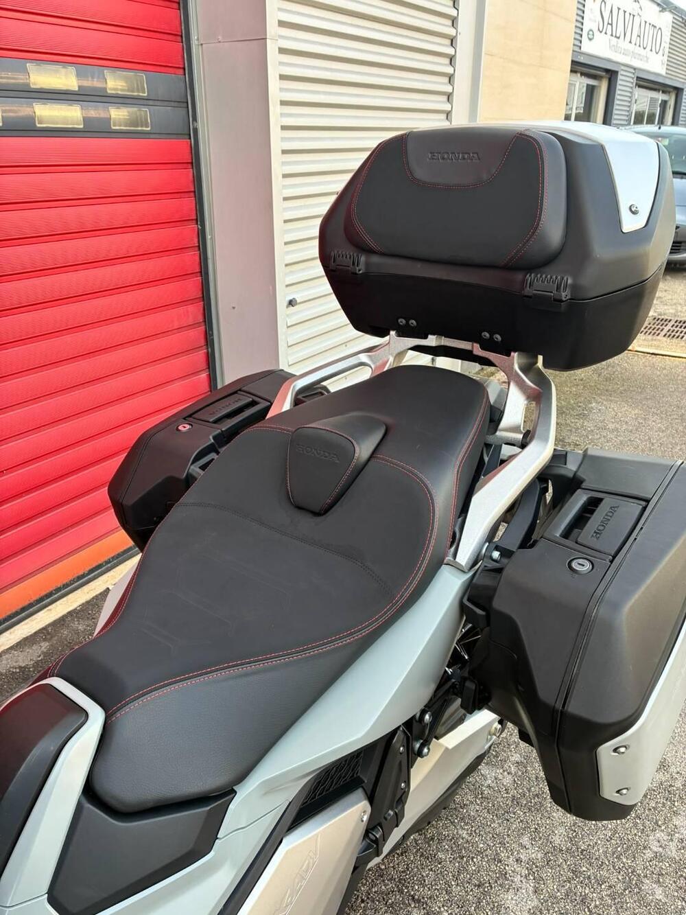 Honda X-ADV 750 Travel (2025 - 26) (8)