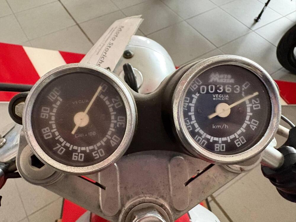 Moto Morini 125 Sport (4)