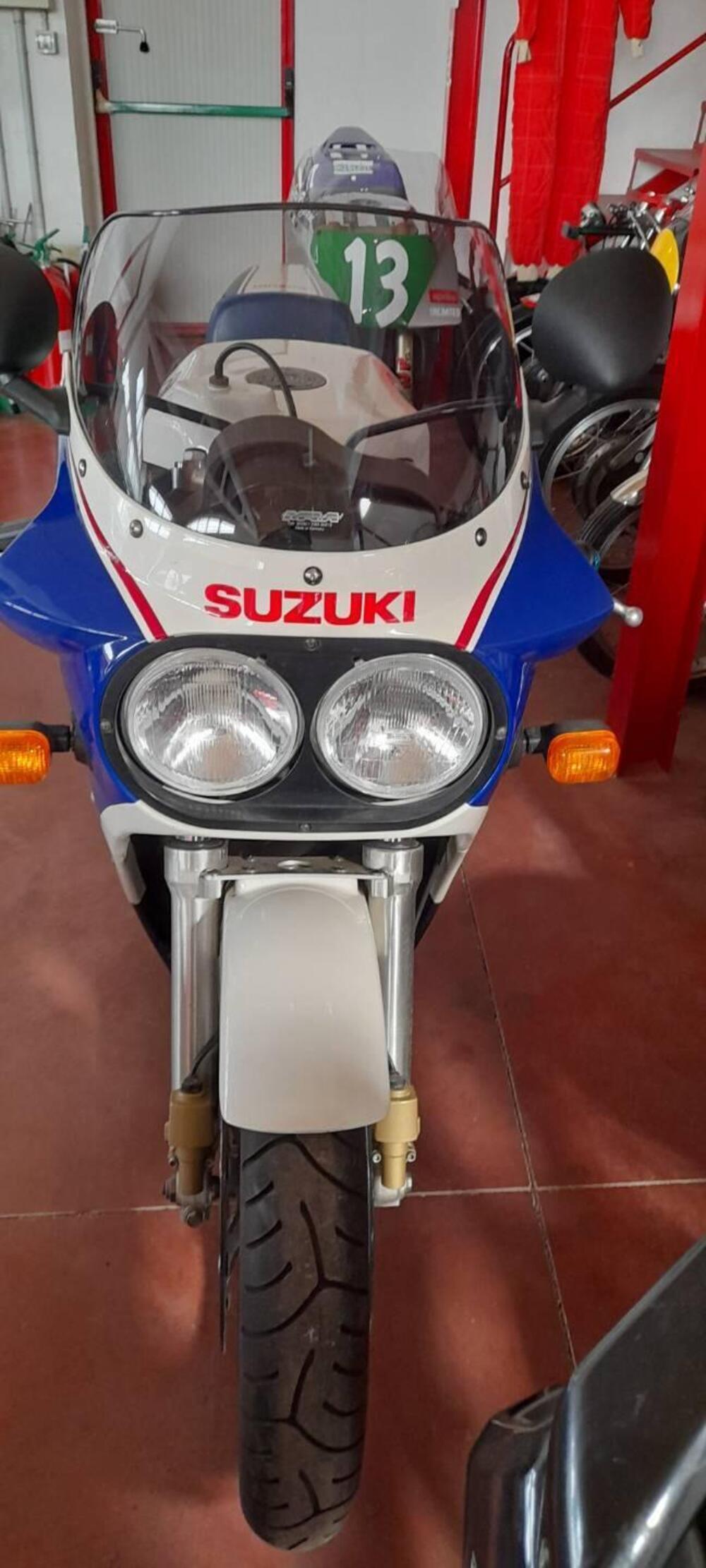 Suzuki SUZUKI GSX R 750 R LIMITED EDITION (3)