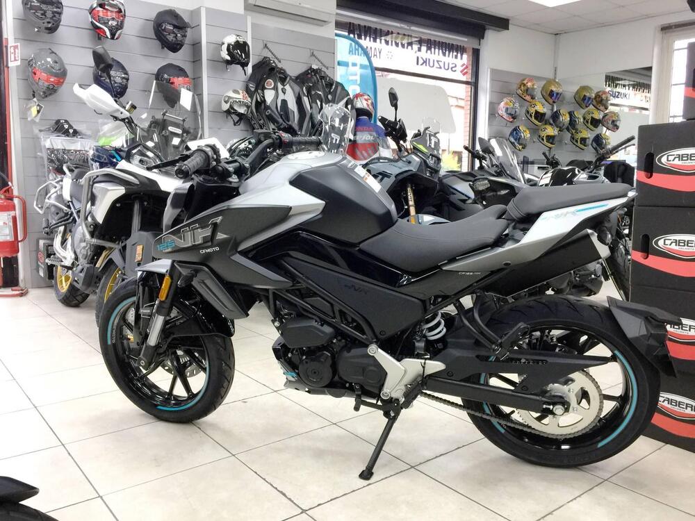 CFMOTO 125NK (2025 - 26) (4)