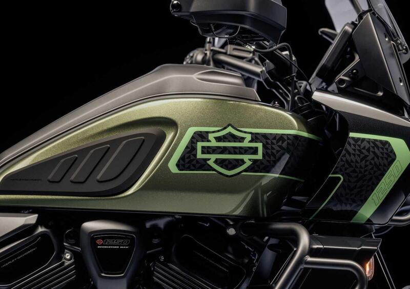 Harley-Davidson Adventure Touring Pan America 1250 Limited (2026) (9)