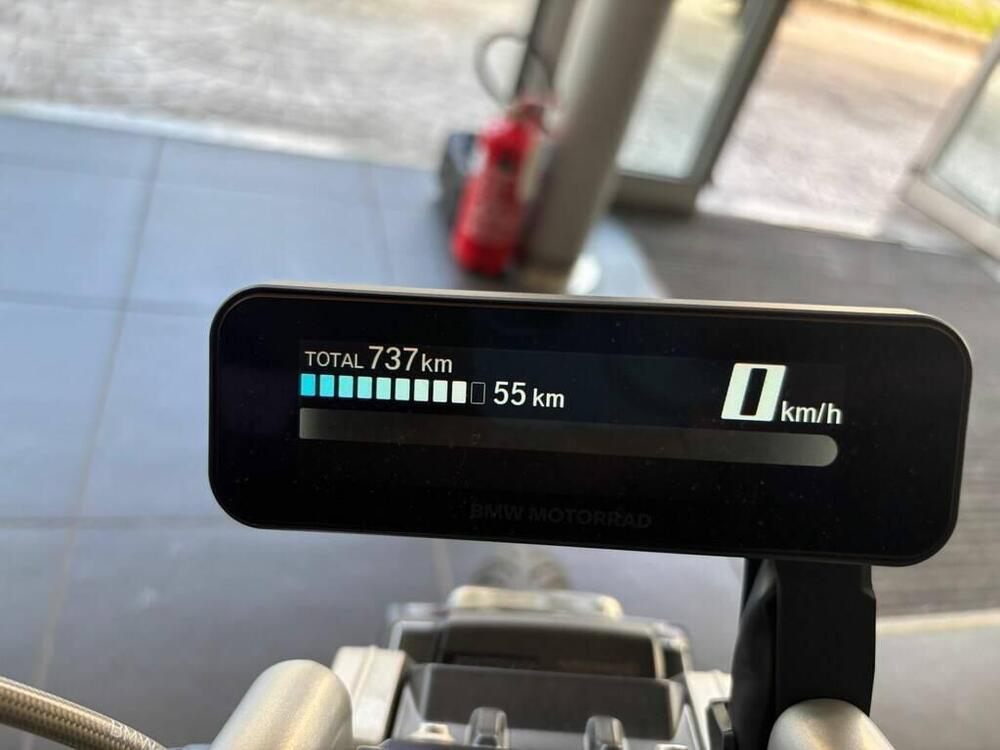 Bmw CE 02 (2024 - 26) (4)