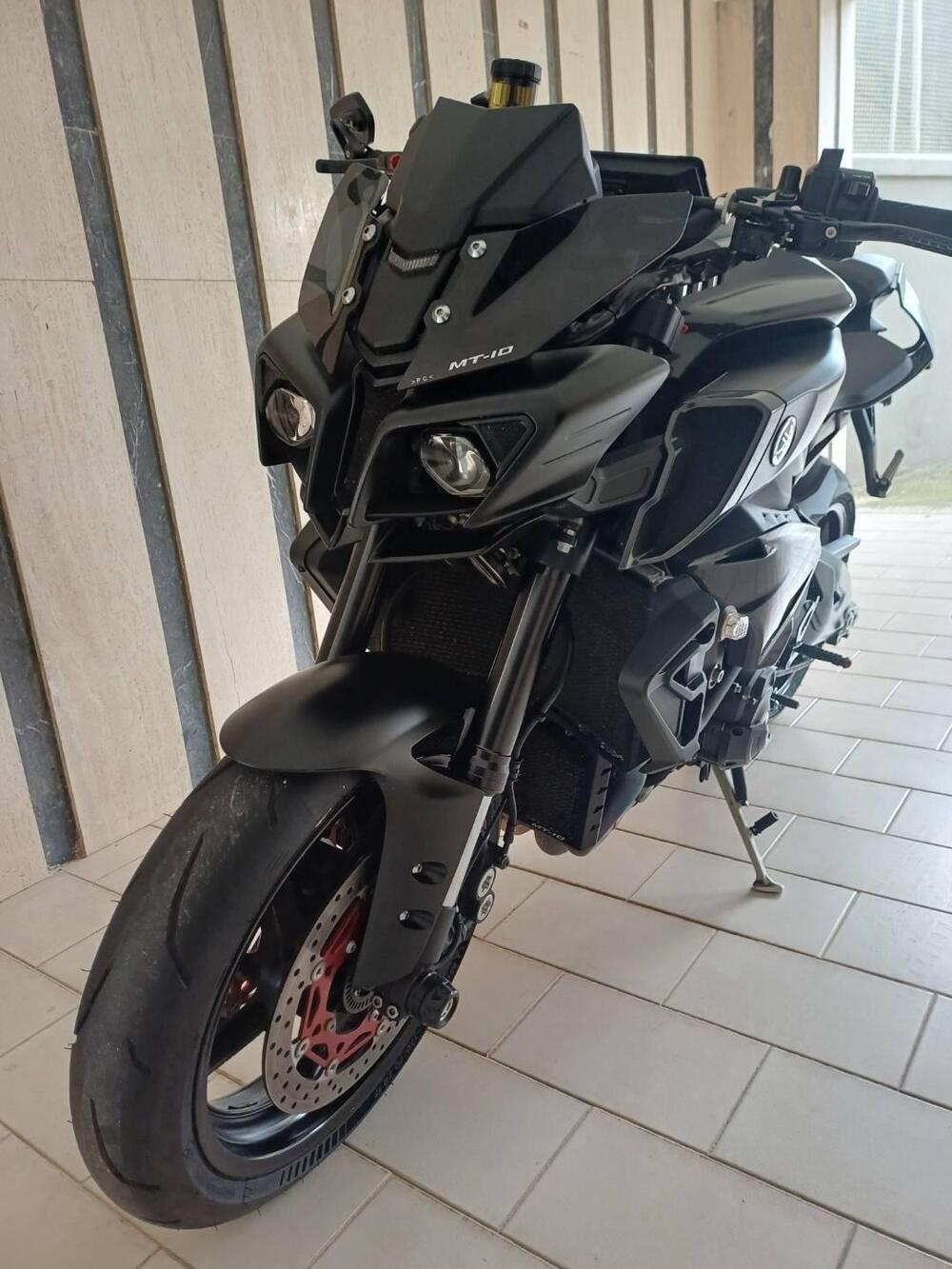 Yamaha MT-10 (2017 - 20) (4)