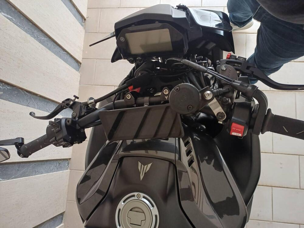 Yamaha MT-10 (2017 - 20) (13)