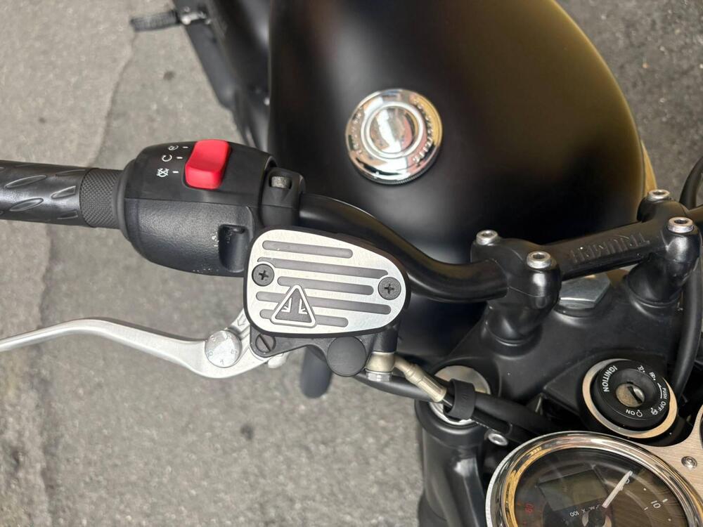 Triumph Bonneville T100 Black (2017 - 20) (8)