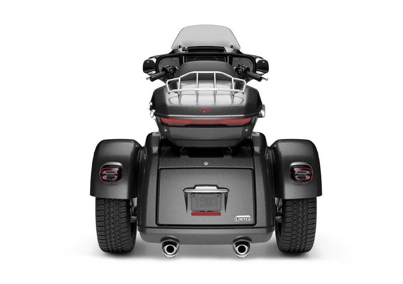 Harley-Davidson Trike Street Glide 3 Limited Liberty Edition (2026) (2)