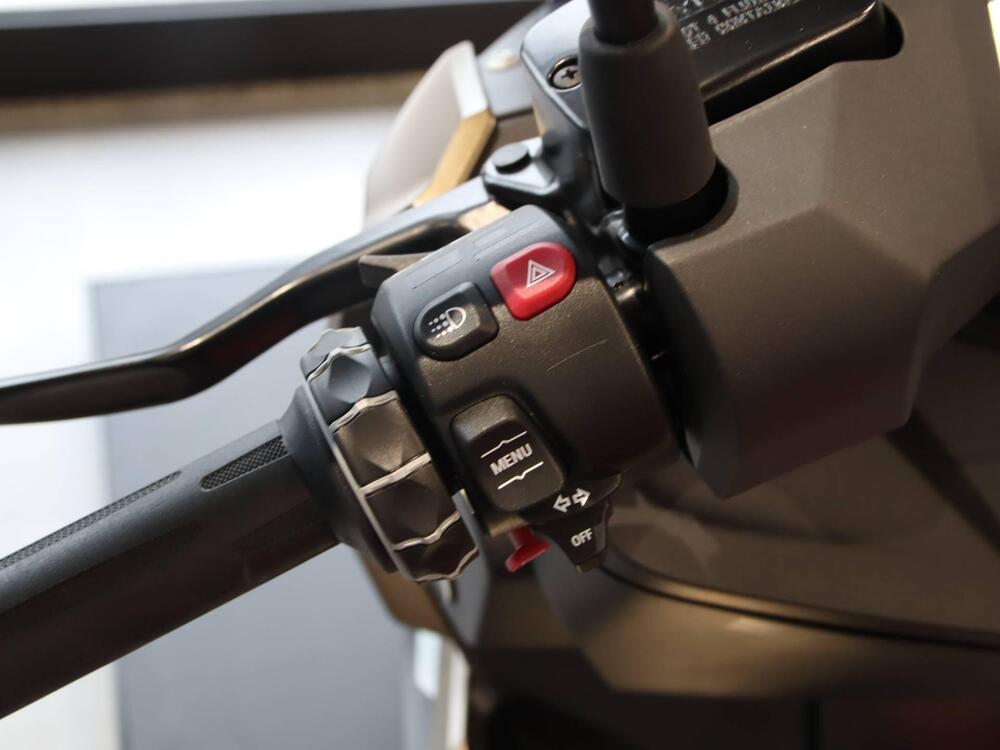 Bmw C 400 X (2025 - 26) (6)