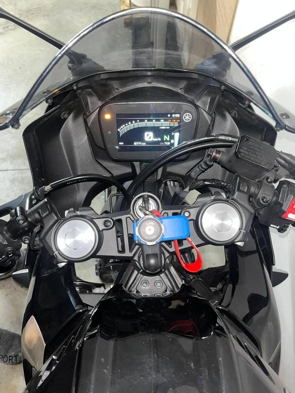 Yamaha YZF R125 (2023 - 26) (2)