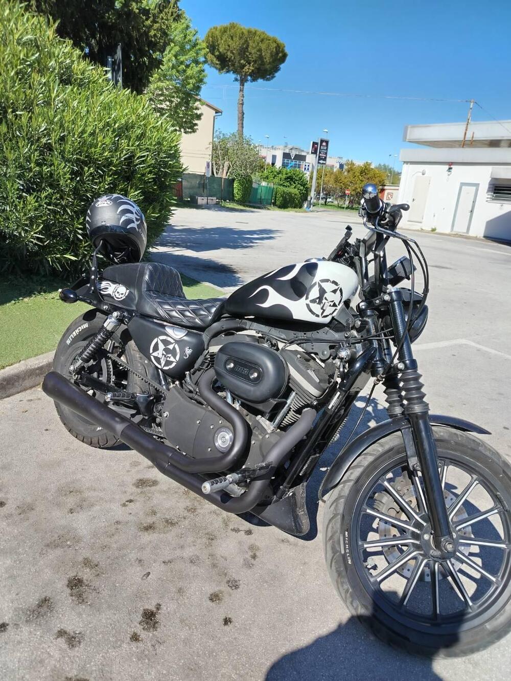 Harley-Davidson 883 Iron (2009 - 11) - XL 883N (2)