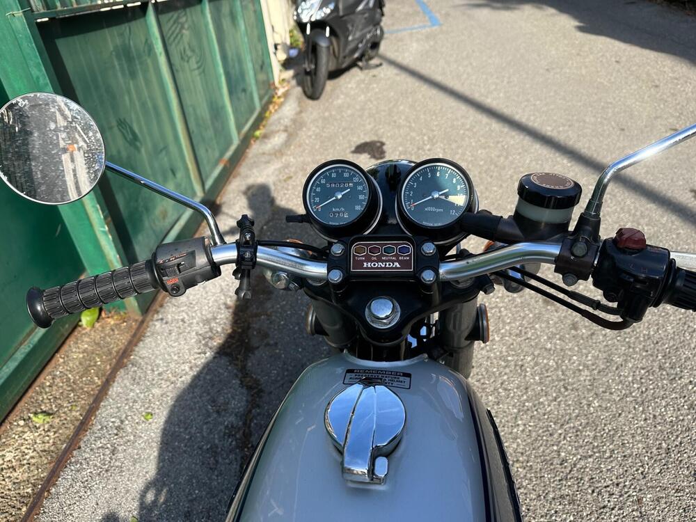 Honda CB 350 Four (4)