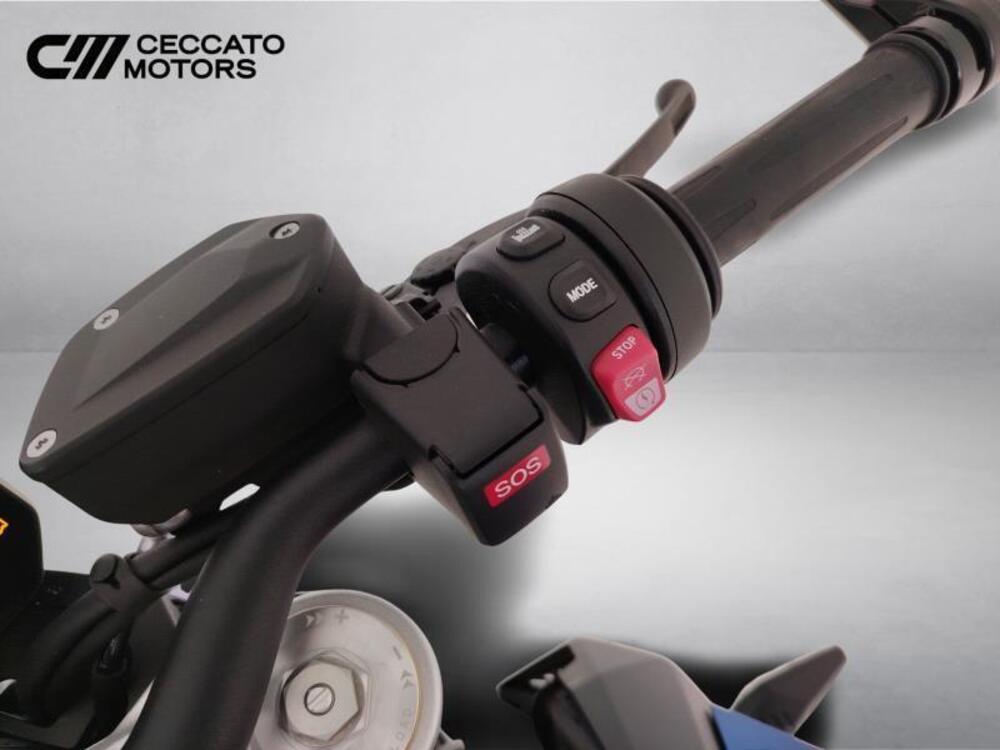 Bmw F 900 R (2025 - 26) (10)