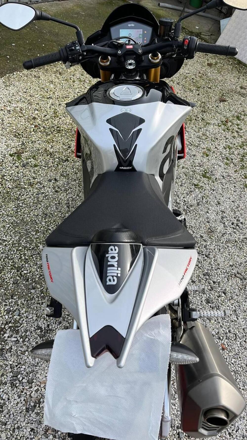 Aprilia Tuono V4 Factory (2019 - 20) (4)