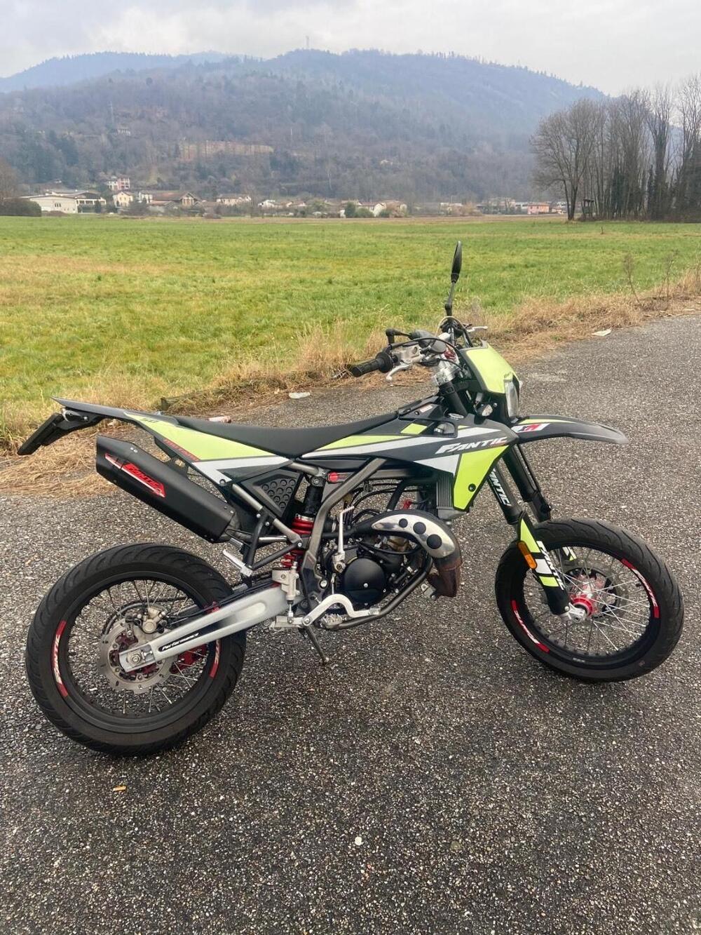 Fantic Motor XM 50 Motard Competition 2T (2021 - 22) (3)