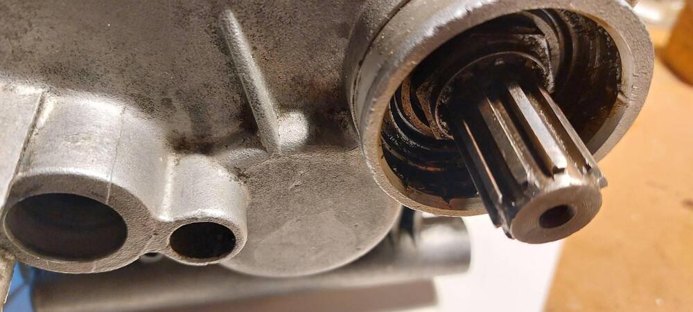 Cambio v7sport 750 anno73 Moto Guzzi (3)