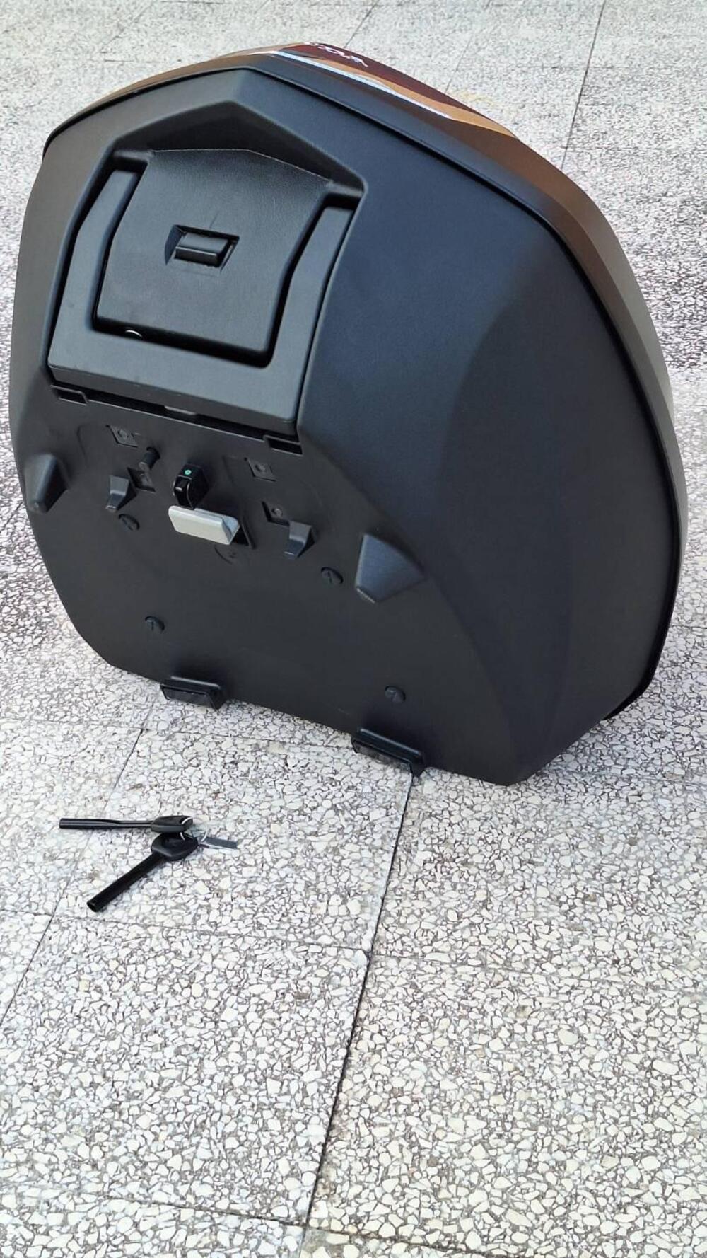 Bauletto originale Honda per scooter SH mod. keyle (4)