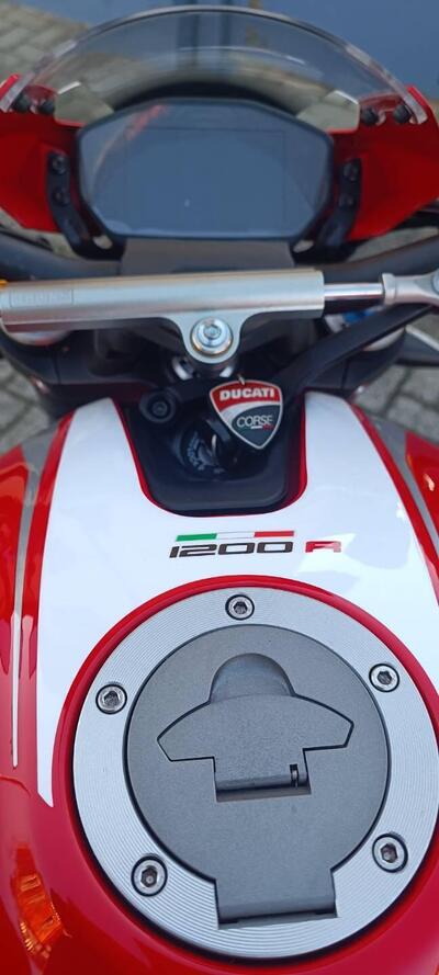 Ducati Monster 1200 R (2016 - 19) usata