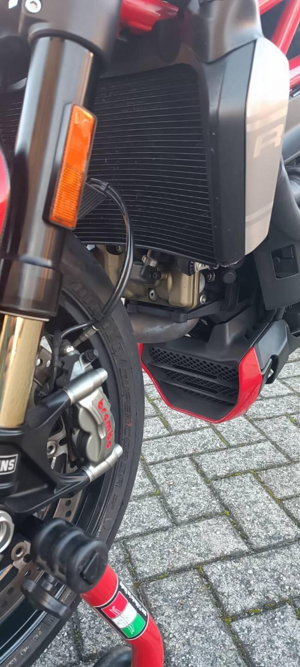 Ducati Monster 1200 R (2016 - 19) (9)