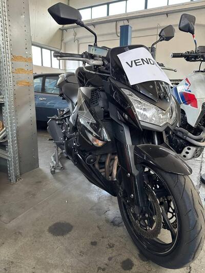 Kawasaki Z 1000 (2010 - 13) usata