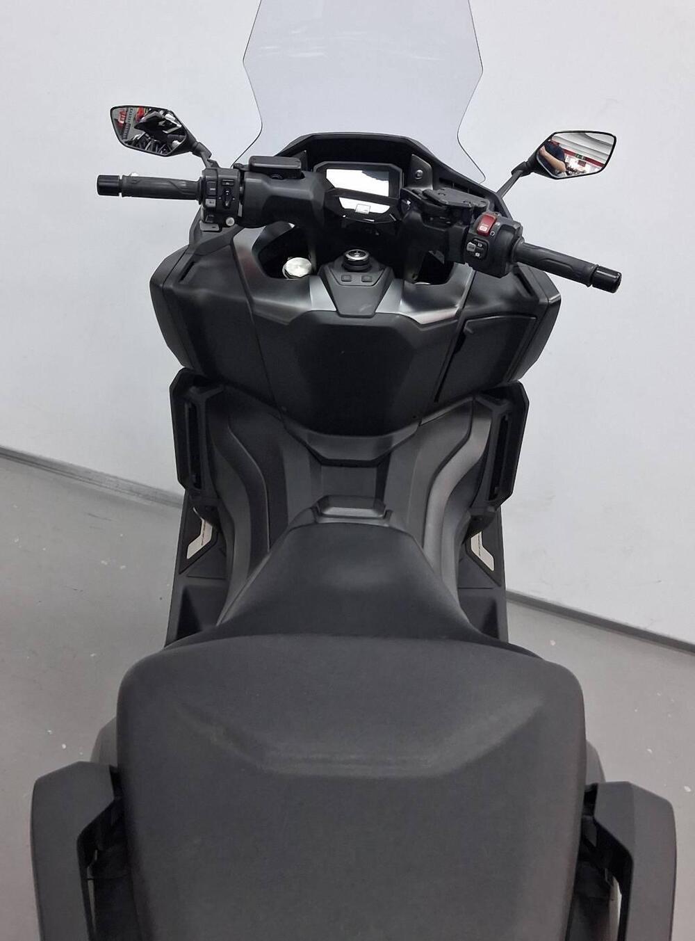 Honda Forza 750 DCT (2021 - 24) (4)