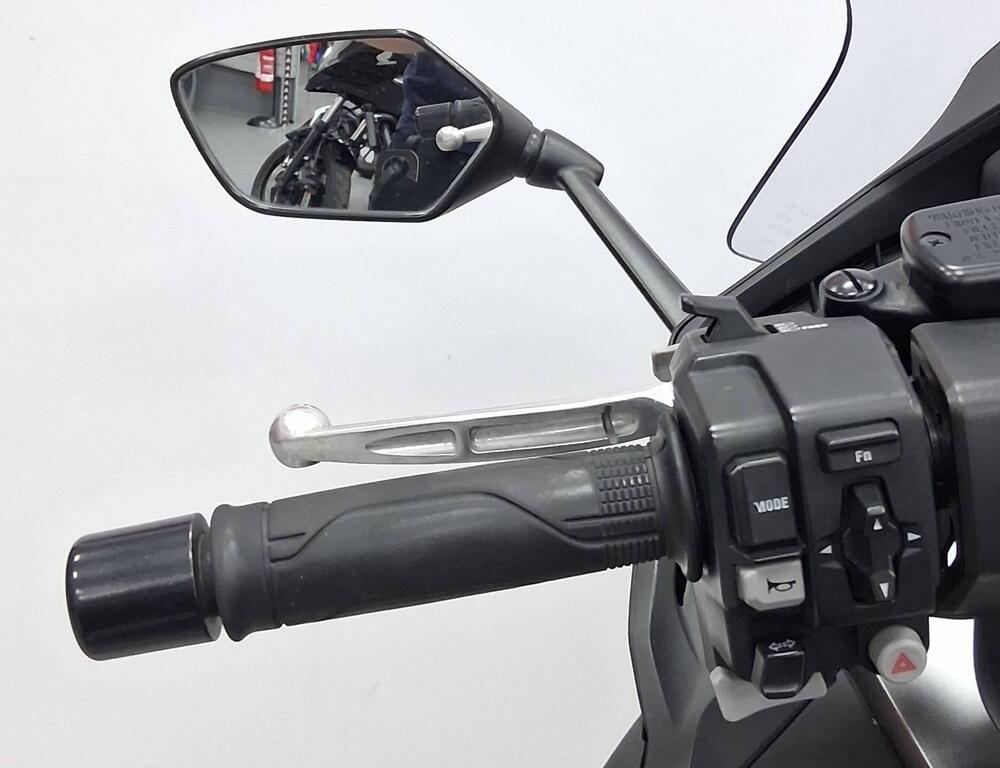 Honda Forza 750 DCT (2021 - 24) (5)