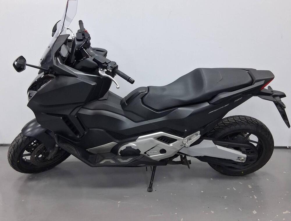 Honda Forza 750 DCT (2021 - 24) (3)