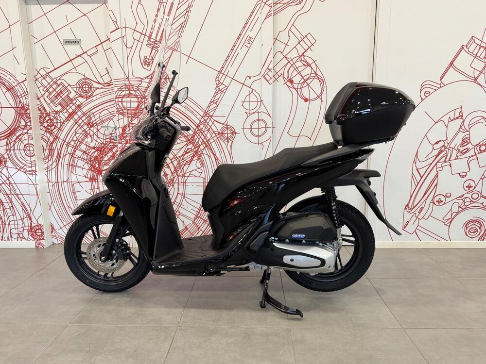 Honda SH 125 (2026) (4)