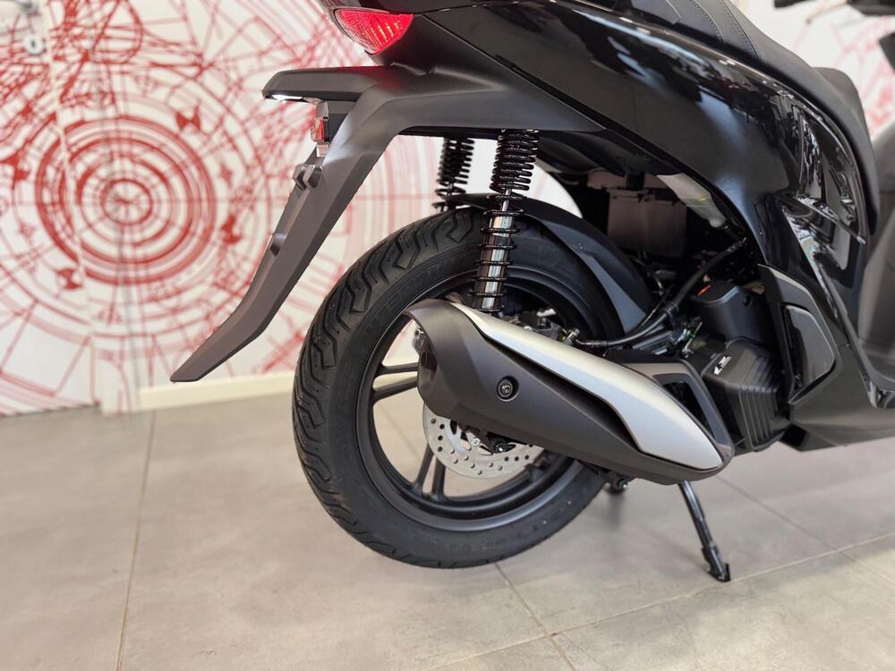 Honda SH 125 (2026) (11)