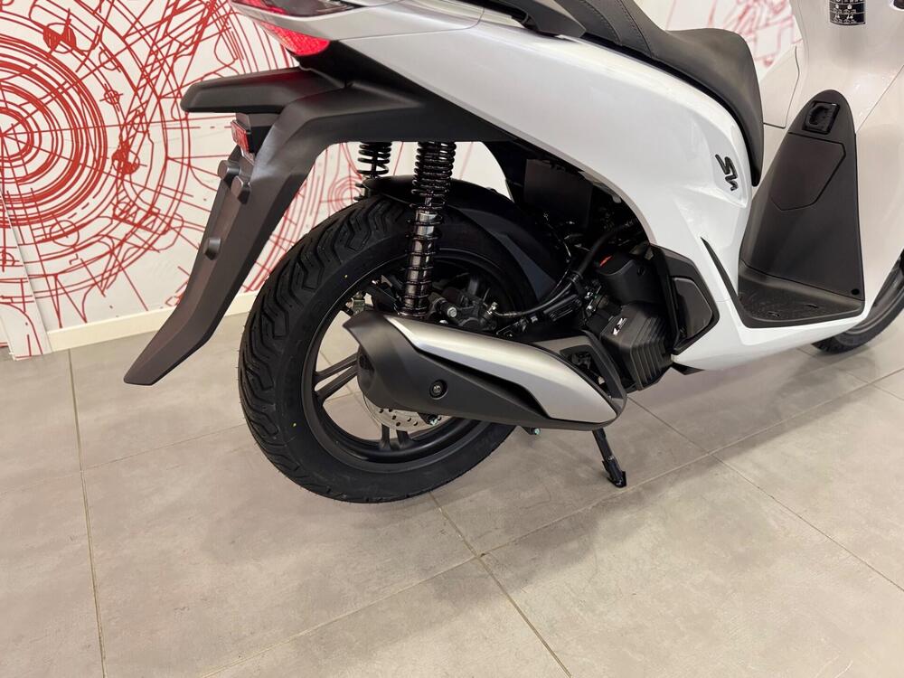 Honda SH 125 (2026) (11)