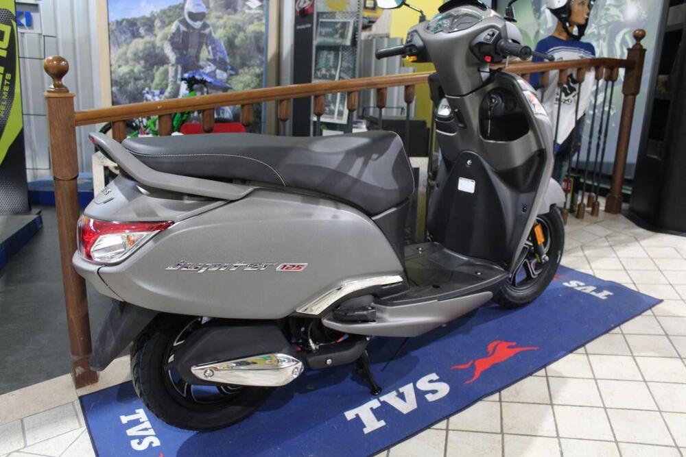 TVS Motor Jupiter 125 (2024 - 26) (2)