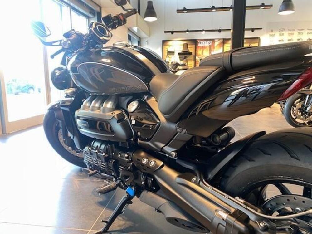 Triumph Rocket 3 Storm R (2024 - 26) (2)