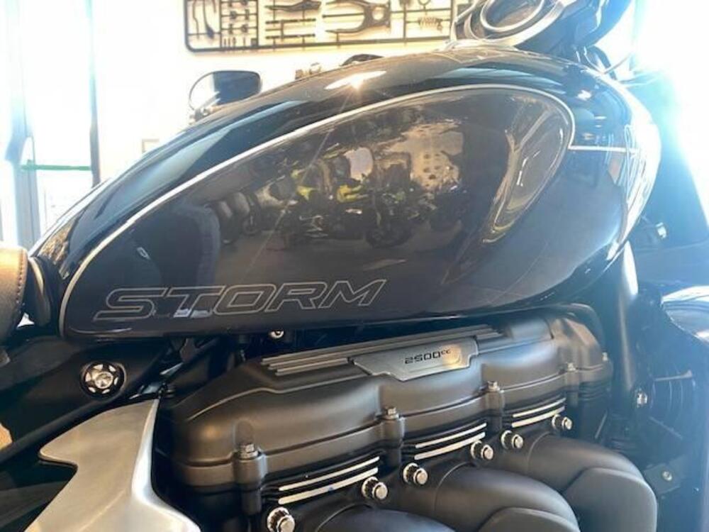 Triumph Rocket 3 Storm R (2024 - 26) (4)