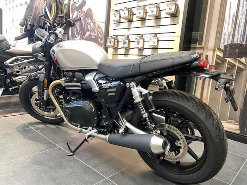 Triumph Speed Twin 900 (2025 - 26) (3)