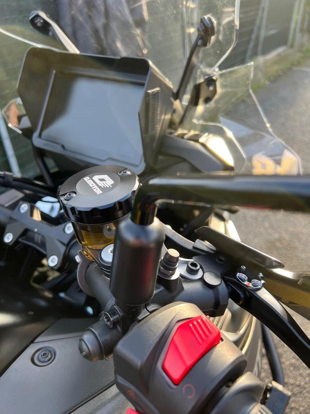 QJ Motor SRT 800 SX (2024 - 25) (3)