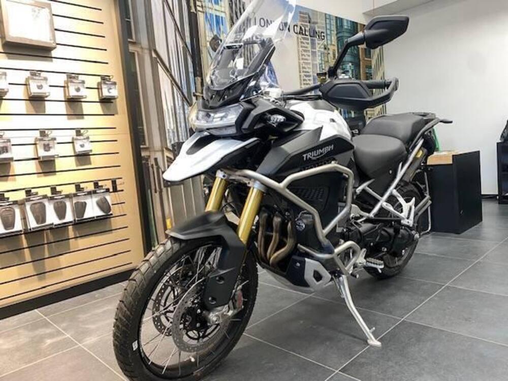 Triumph Tiger 1200 Rally Explorer (2022 - 23) (4)