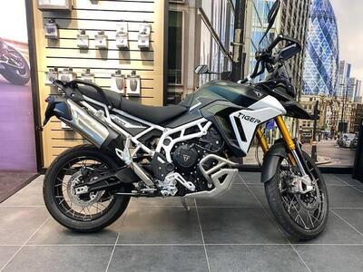 Triumph Tiger 900 Rally Pro (2024 - 26) nuova