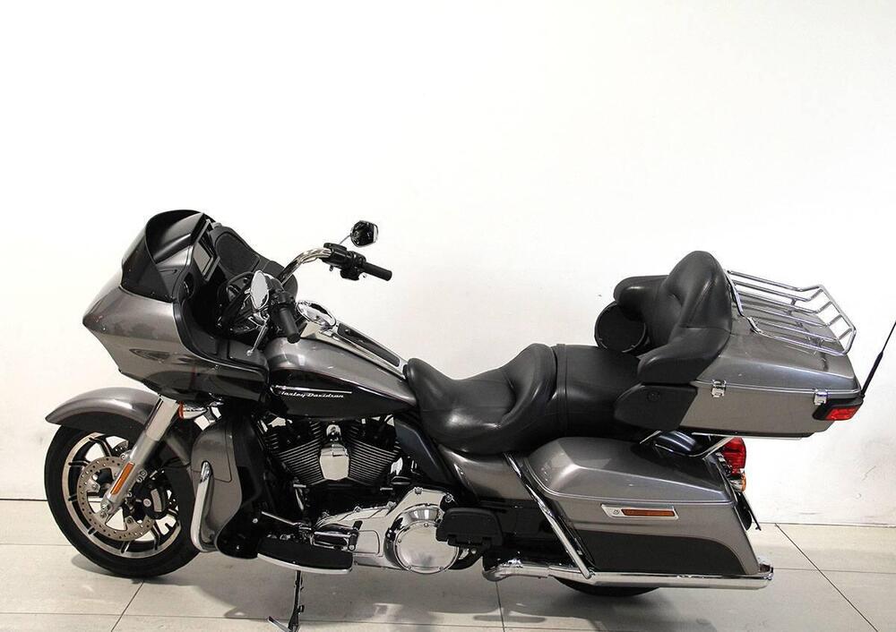 Harley-Davidson 1690 Road Glide Ultra (2015 - 16) - FLRTU (12)