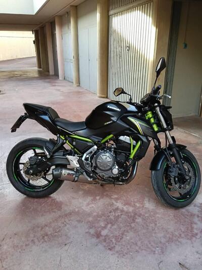 Kawasaki Z 650 (2017 - 19) usata