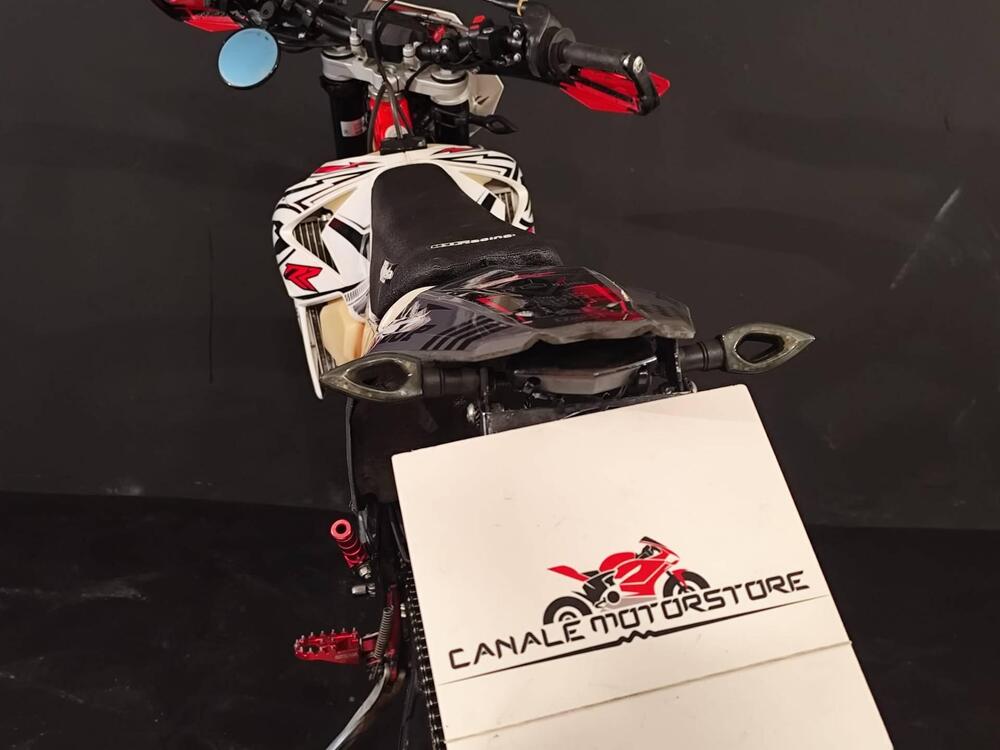 Betamotor RR 125 2T Enduro (2018) (5)