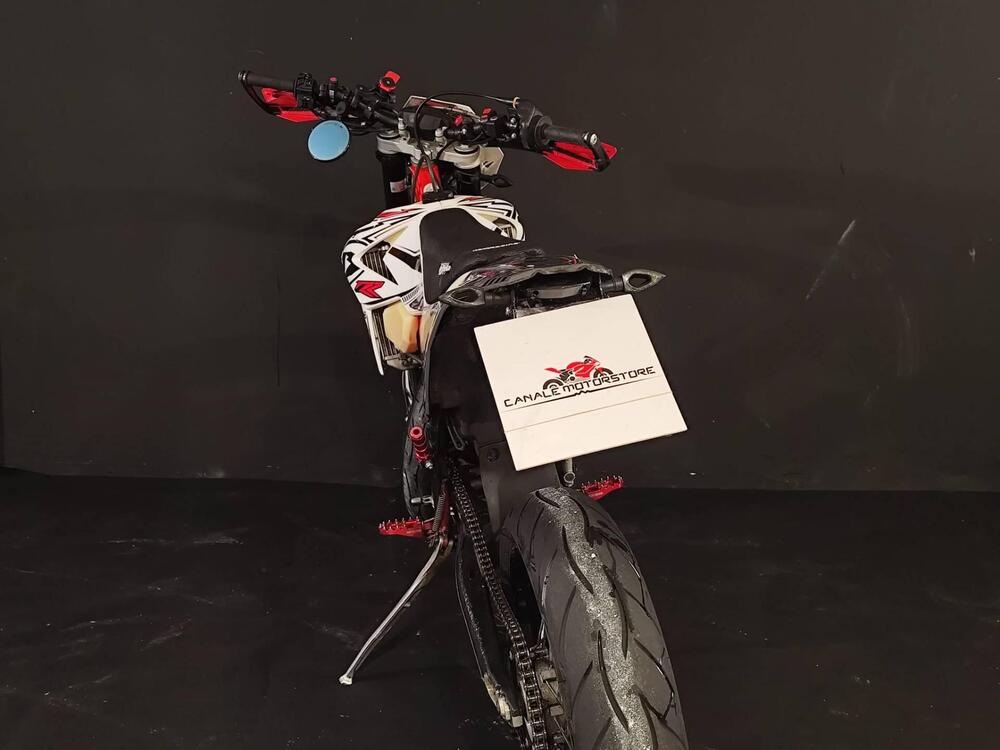 Betamotor RR 125 2T Enduro (2018) (4)