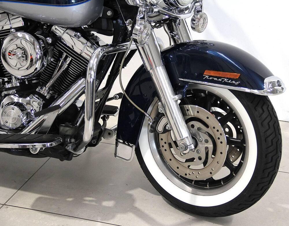 Harley-Davidson 1450 Road King Classic (1999 - 02) - FLHRCI (2)