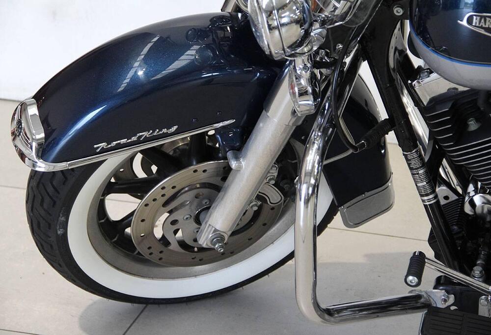 Harley-Davidson 1450 Road King Classic (1999 - 02) - FLHRCI (16)