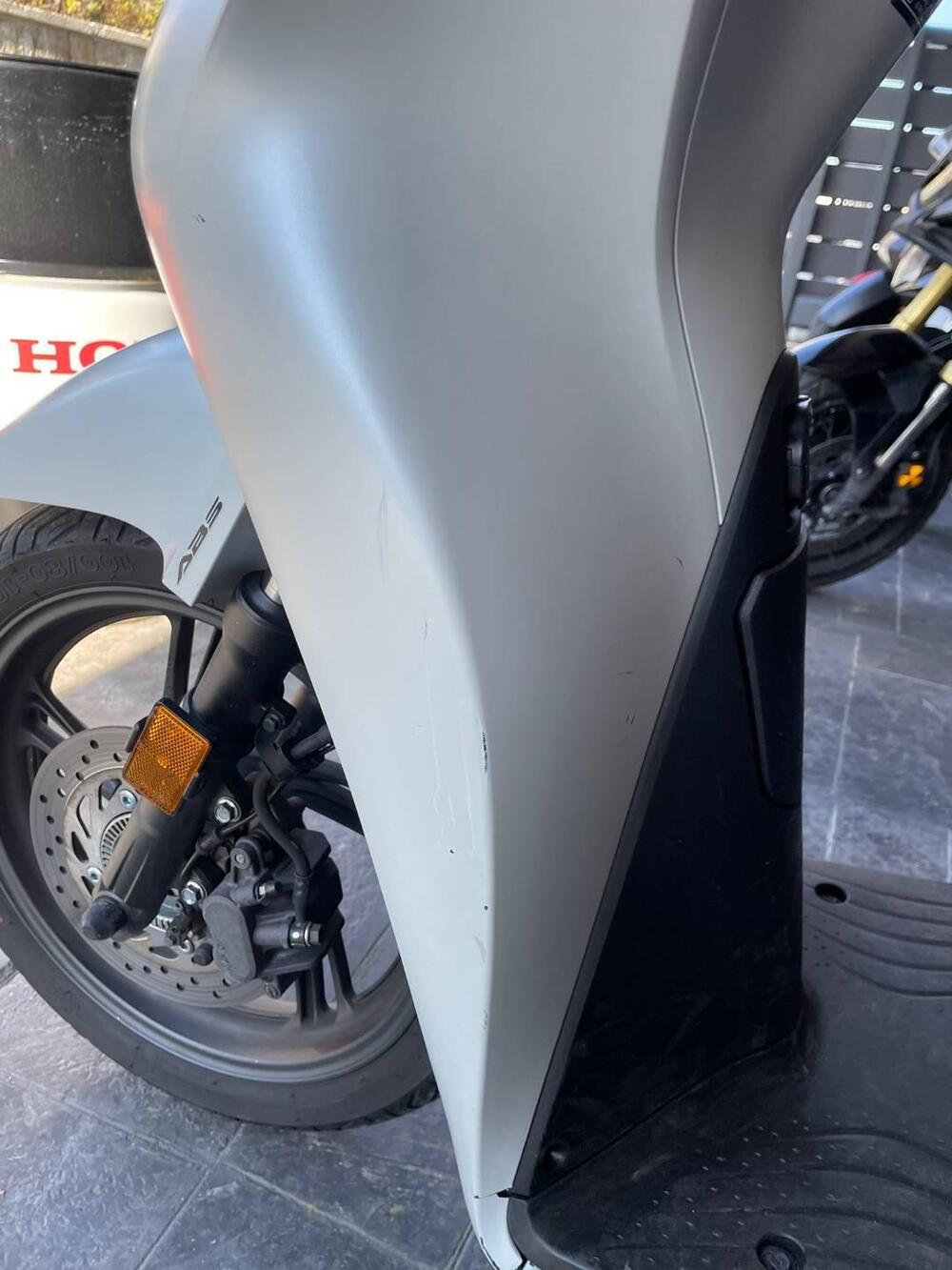 Honda SH 150i (2024 - 25) (6)