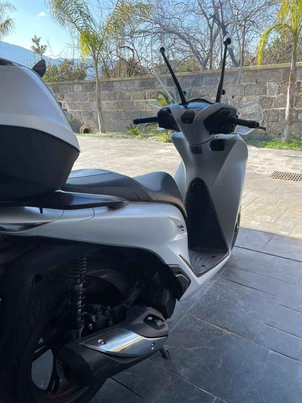 Honda SH 150i (2024 - 25) (7)