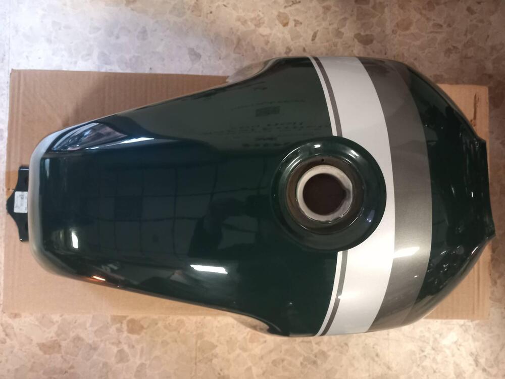 Serbatoio Royal Enfield Continental GT 650 British (2)